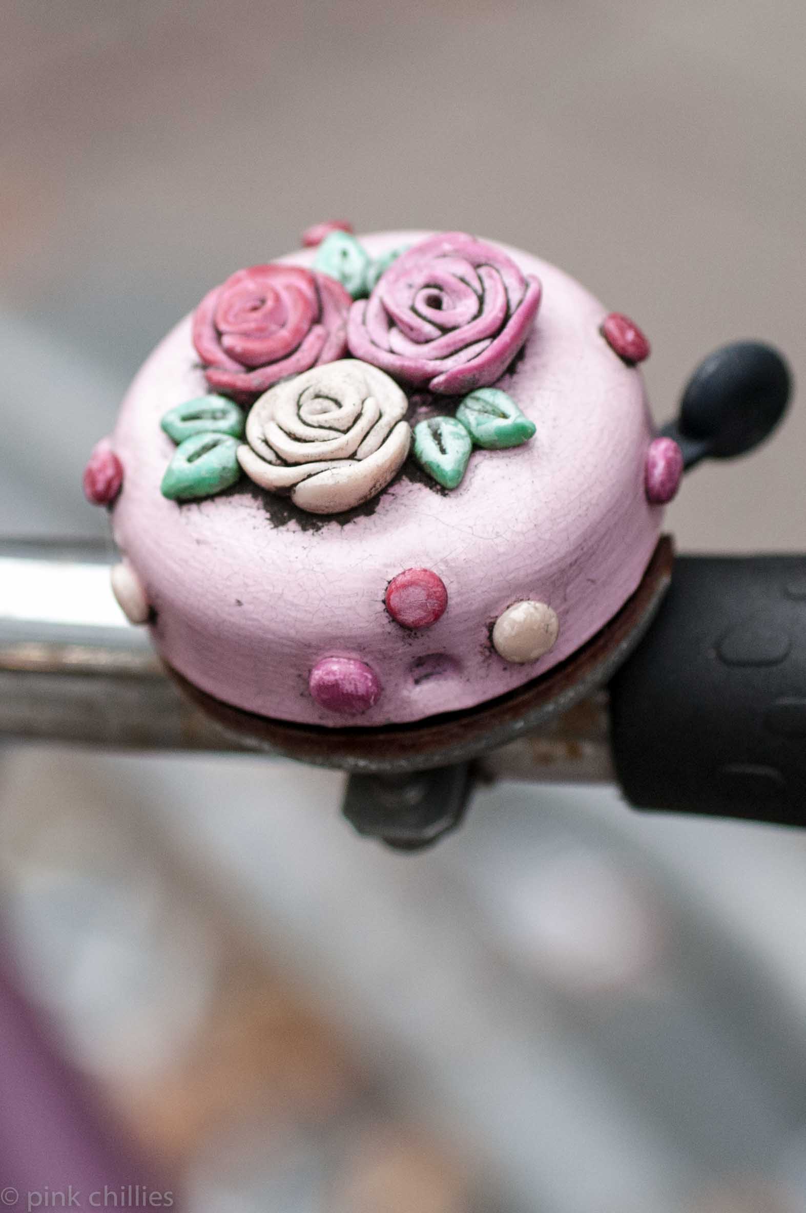 Fahrradklingel mit Rosen