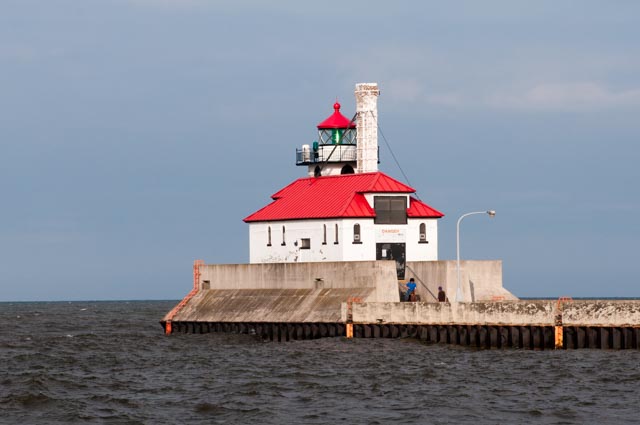 Duluth Harbor South Breakwater Outer Light